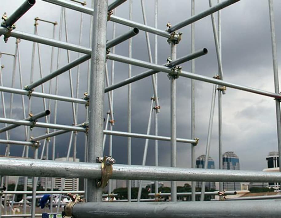 tube-and-coupler scaffolding